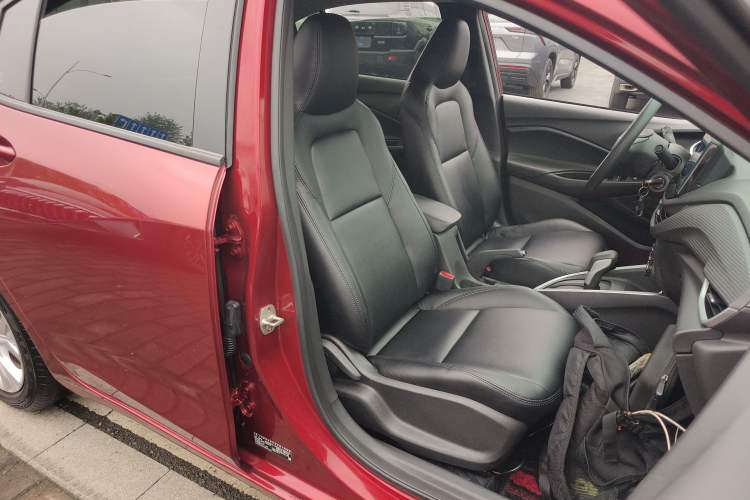 Used Chevrolet Cavalier 2020 325T Automatic Enjoyment Edition Right Front Seat