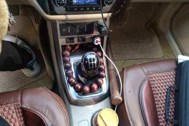 Used Geely Auto Classic Emgrand 2013 Sedan 1.8L Manual Luxury Model
