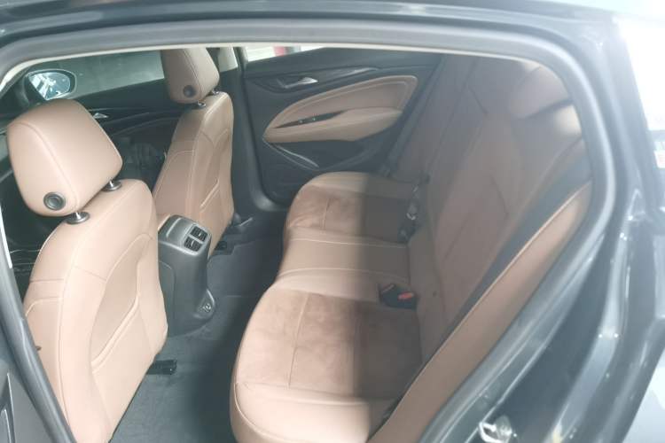 Used Buick Regal 2020 552T Luxury Version