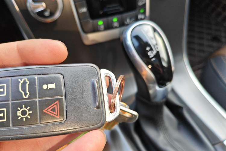 Used Volvo XC60 2015 T5 AWD Smart Drive Edition