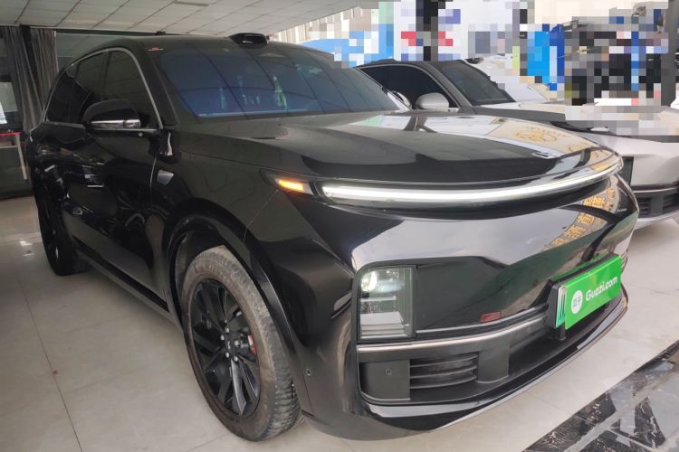 Used Li Auto L8 2023 Pro Model Front Right 45 Deg