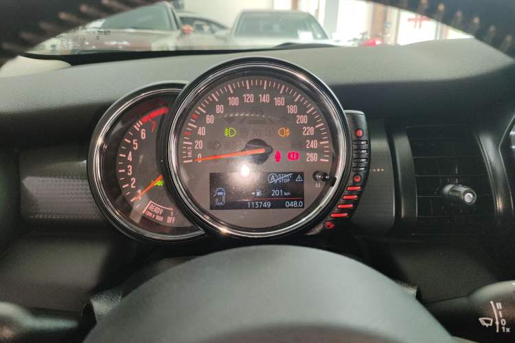 Used MINI MINI 2015 1.5T COOPER Fun Five-Door Edition