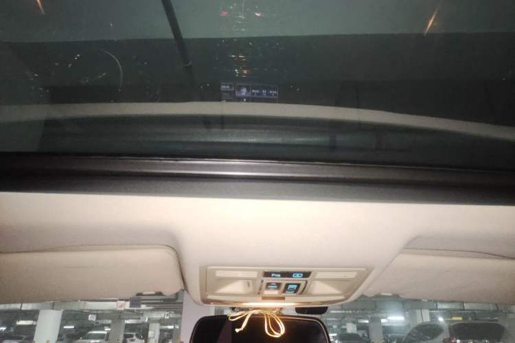 Used Jaguar XJ 2013 XJL 2.0T Panoramic Business Edition
