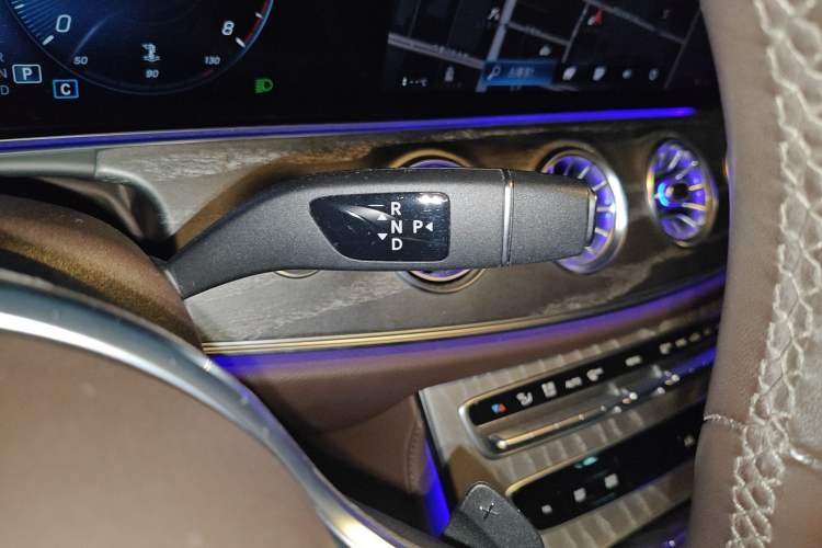 Used Mercedes-Benz CLS 2021 CLS 300 Luxury Model Gear Lever