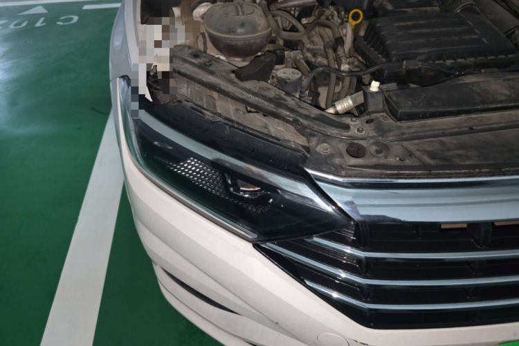 Used Volkswagen Sagitar 2019 280TSI DSG Comfort Version China VI Standard Right Front Headlight