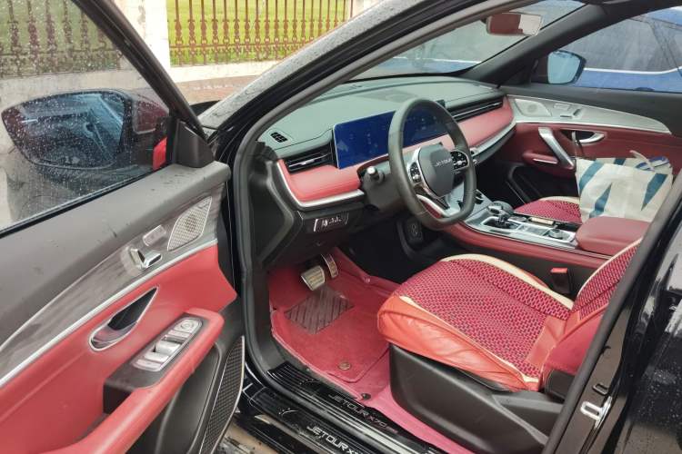 Used JETOUR X70 PLUS 2023 1.6T DCT Stronger PRO 5-Seater Driver Seat