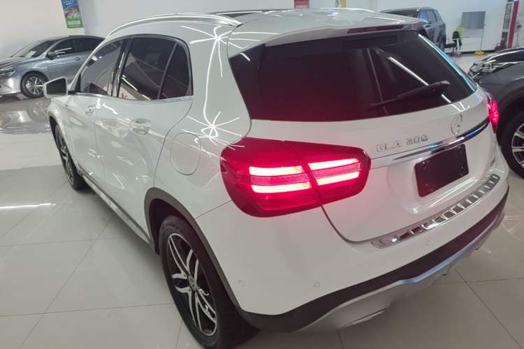 Used Mercedes-Benz GLA 2017 GLA 200 Fashion Model
