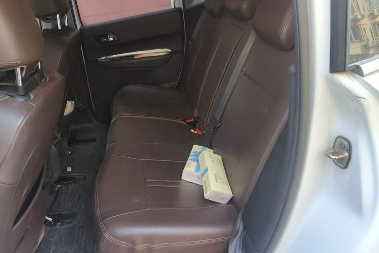 Used Peugeot 3008 2015 2.0L Automatic Classic Edition