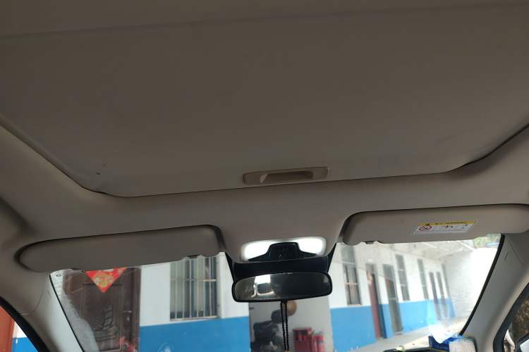 Used Chery Arrizo GX 2019 Pro 1.5T CVT Model Color Version China VI Standard Headliner