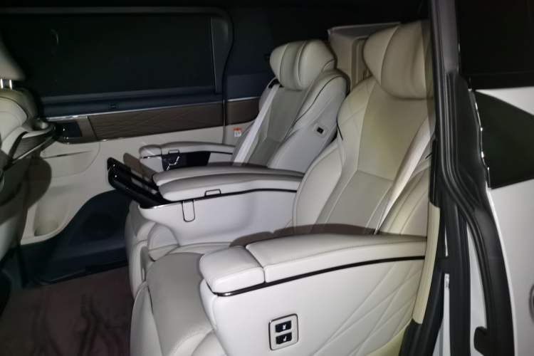 Used Toyota Alphard 2024 Dual-Engine 2.5L Prestige Edition