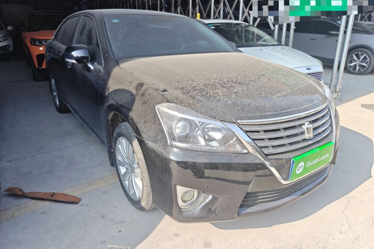 Used Toyota Crown 2012 2.5L Royal Leather Edition
