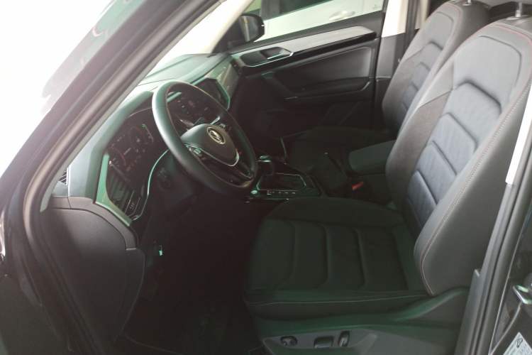 Used Volkswagen Tayron 2021 330TSI Two-Wheel-Drive 3rd Anniversary Limited Edition
