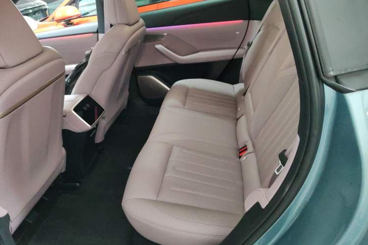 Used ONVO L60 2024 60 kWh Rear-Drive Version Interior 4