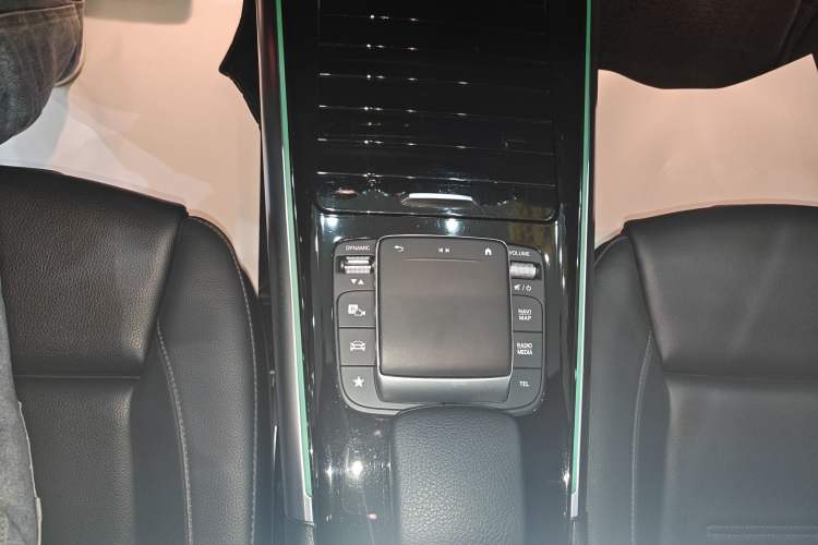 Used Mercedes-Benz GLA 2020 GLA 200
