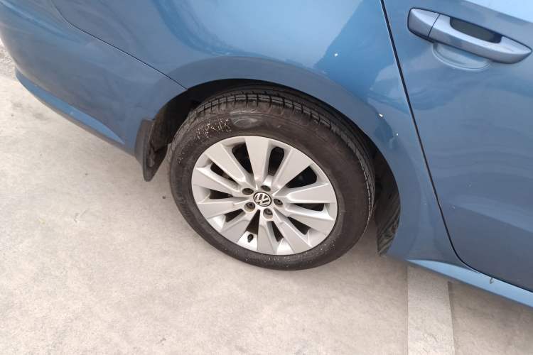 Used Volkswagen Lavida 2013 Restyled Classic 1.6L Automatic Comfort Edition