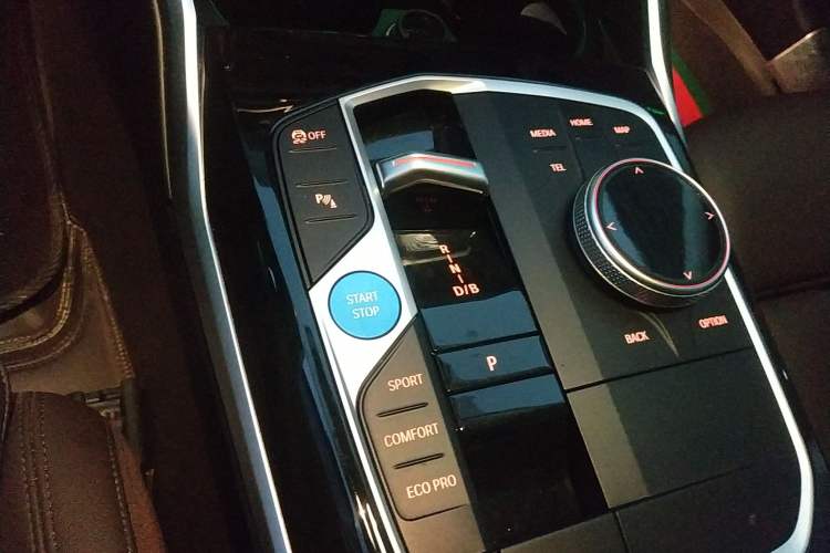 Used BMW i3 2024 eDrive 35 L
