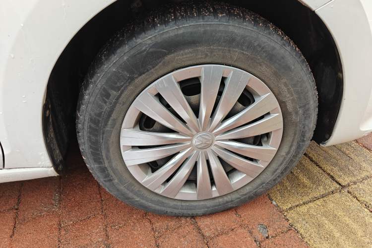 Used Volkswagen Santana 2016 1.6L Manual Fashion Edition
