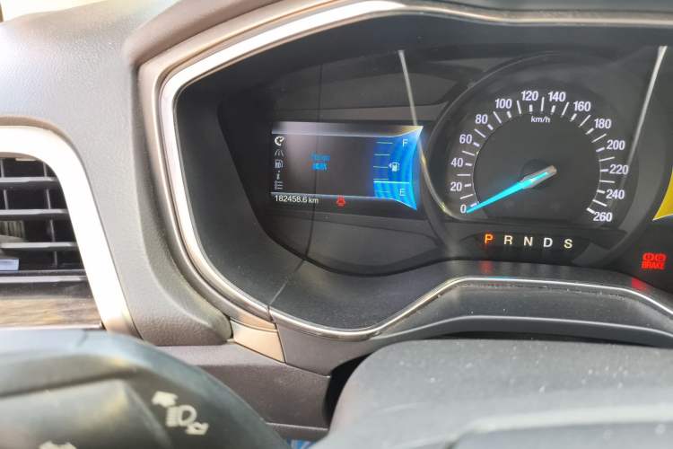 Used Ford Mondeo 2013 2.0L GTDi 200 Luxury Model
