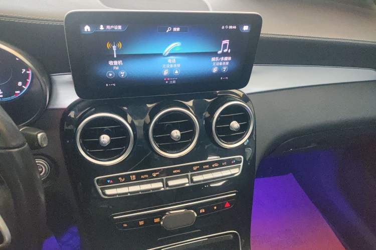 Used Mercedes-Benz GLC Coupe 2020 GLC 260 4MATIC Coupe SUV
