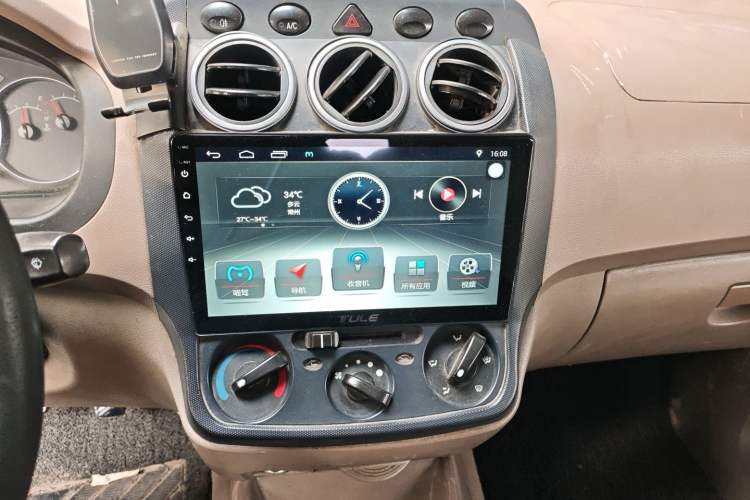 Used Wuling Hongguang 2010 1.2L Standard Version China IV Audio And AC Panel