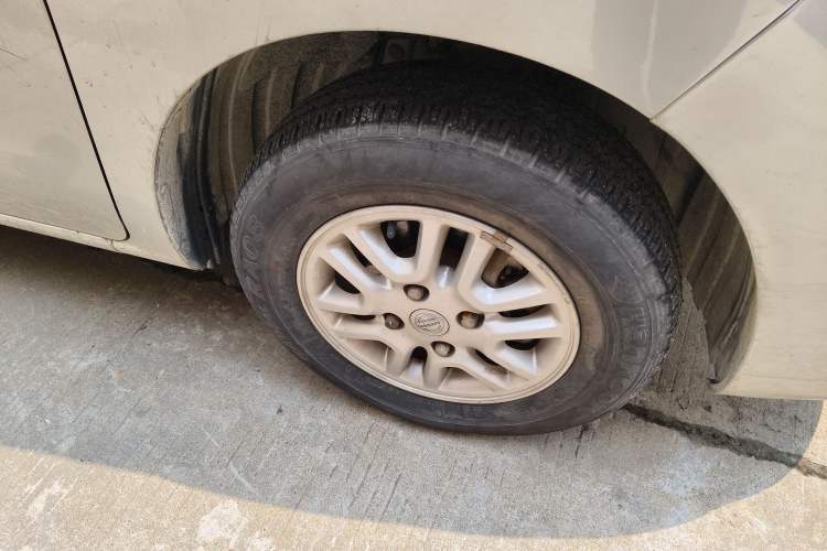 Used Nissan NV200 2014 1.6L Manual Luxury Model China V Standard Right Front Wheel Hub