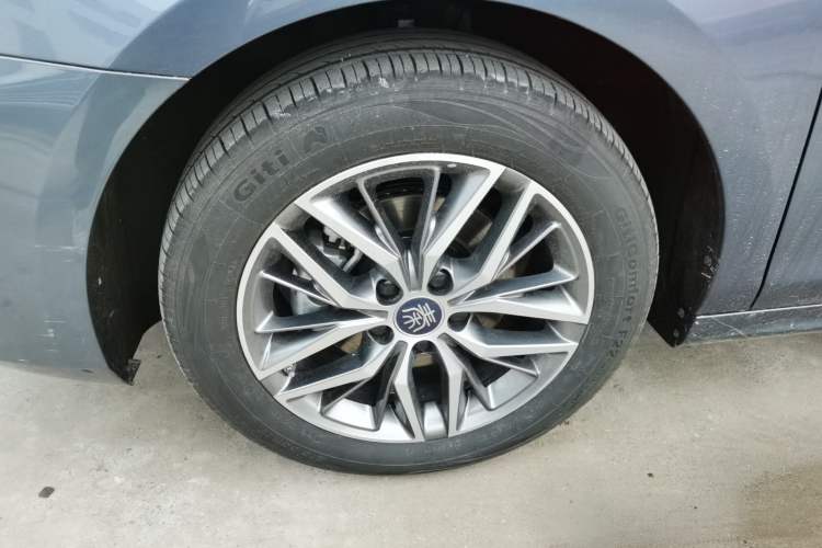 Used BYD Qin PLUS 2024 Honor Edition EV 420KM Leading Model