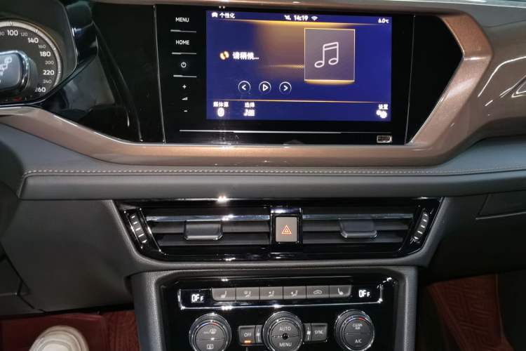 Used Volkswagen Tharu 2020 280TSI Two-Wheel Drive Luxury Plus Version China VI Standard
