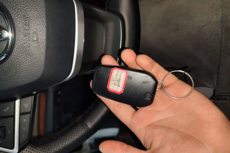 Used Toyota Granvia 2024 2.5L Hybrid Comfort Edition
