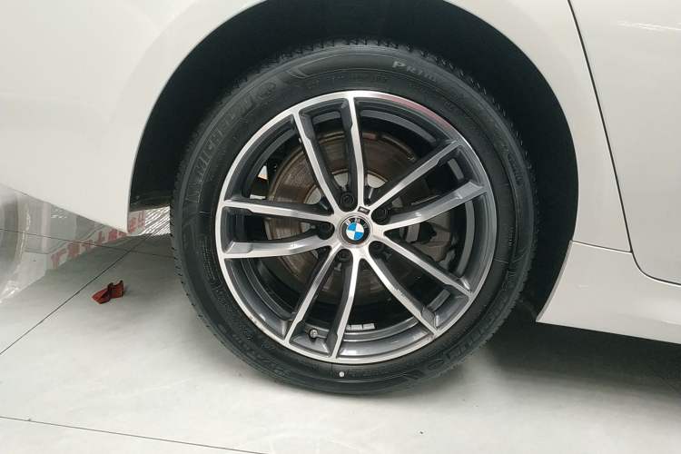 Used BMW 5 Series 2021 525Li M Sport Package
