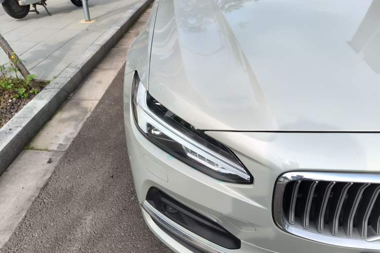 Used Volvo S90 2021 B5 Luxury Smart Edition
