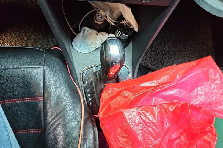 Used Volkswagen Polo 2016 1.6L Automatic Comfort Model