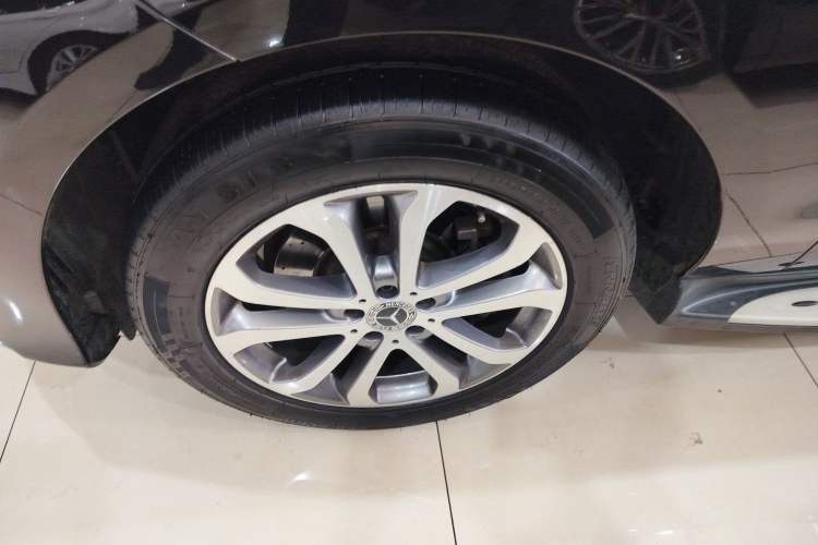 Used Mercedes-Benz GLE 2018 GLE 320 4MATIC Dynamic Edition Collector's Edition Exterior 4