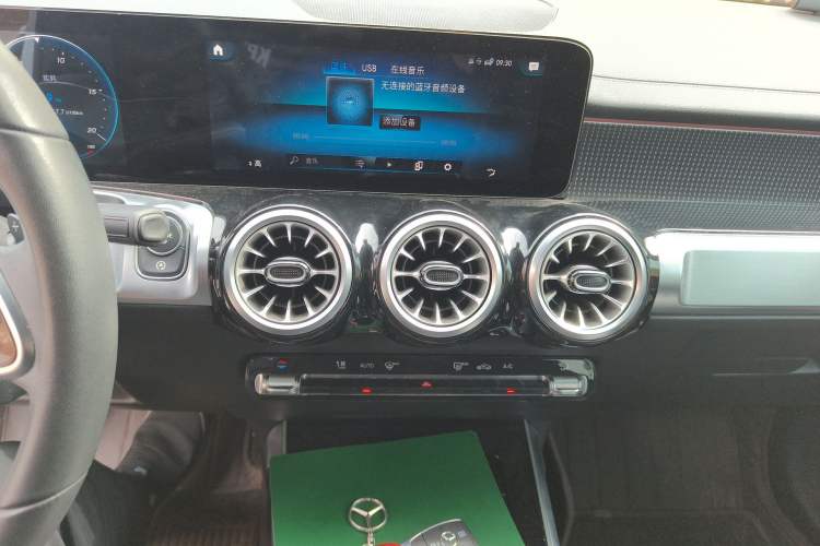 Used Mercedes-Benz GLB 2022 GLB 220 Fashion Model Audio And AC Panel