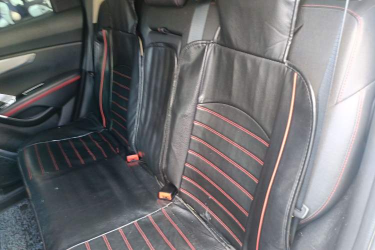 Used CHANGAN CS55 2018 1.5T Automatic Colorful Edition China V Standard Left Rear Seat