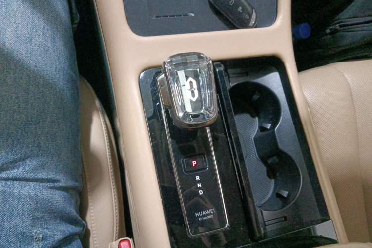 Used Hima AITO M7 2024 1.5T Intelligent Driving 4WD Ultra Version 6 Seats