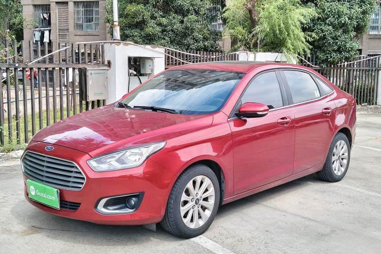 Used Ford Escort 2015 1.5L Automatic Fashion Model