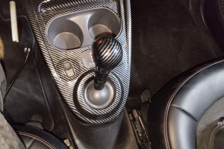 Used smart fortwo 2018 1.0L 52kW Hardtop Passion Edition China V Standard
