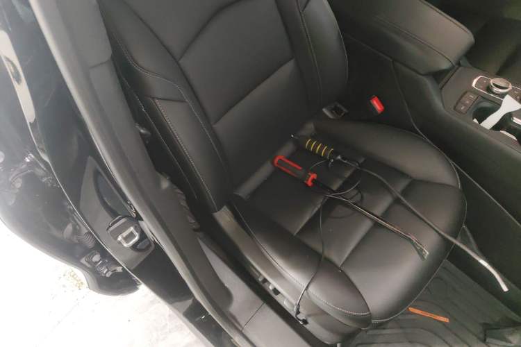 Used Cadillac XT4 2020 28T Two-Wheel-Drive Leading Version
