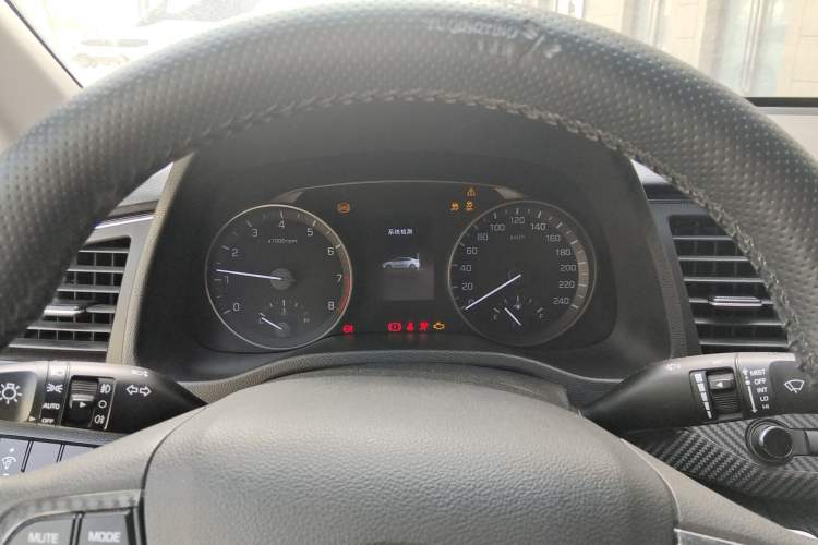 Used Hyundai Elantra (6th Generation / Lingdong) 2016 1.6L Automatic ZhiXuan – Elite Version
