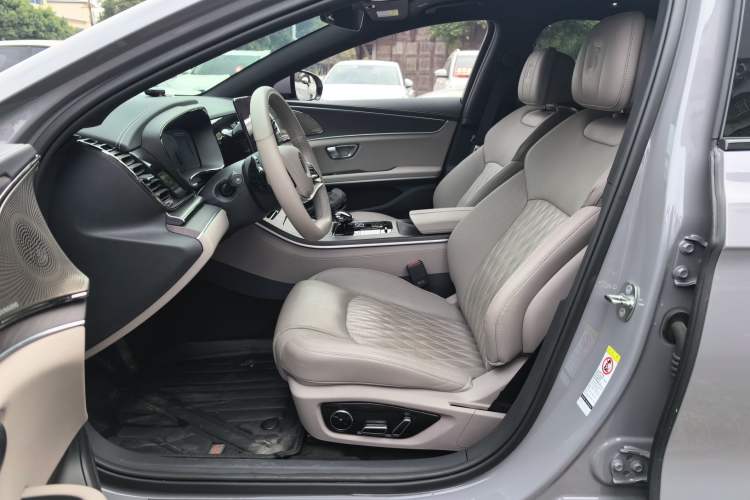 Used BYD Han 2025 EV Intelligent Driving Edition 701KM LiDAR Flagship Model