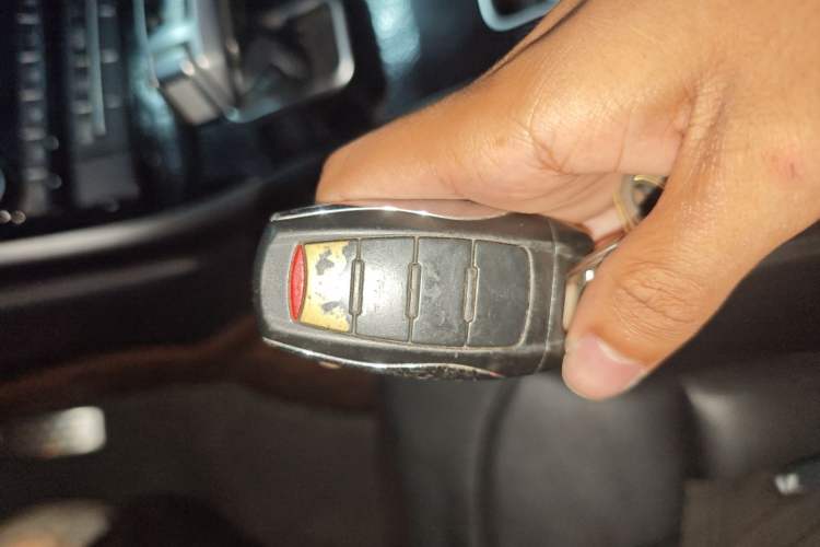 Used Haval H8 2017 2.0T Gasoline 4x4 Smart Enjoyment Version