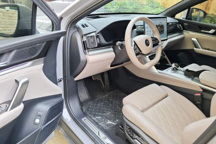 Used BYD Tang New Energy 2025 Intelligent Driving Version DM-i 115KM Flagship Edition