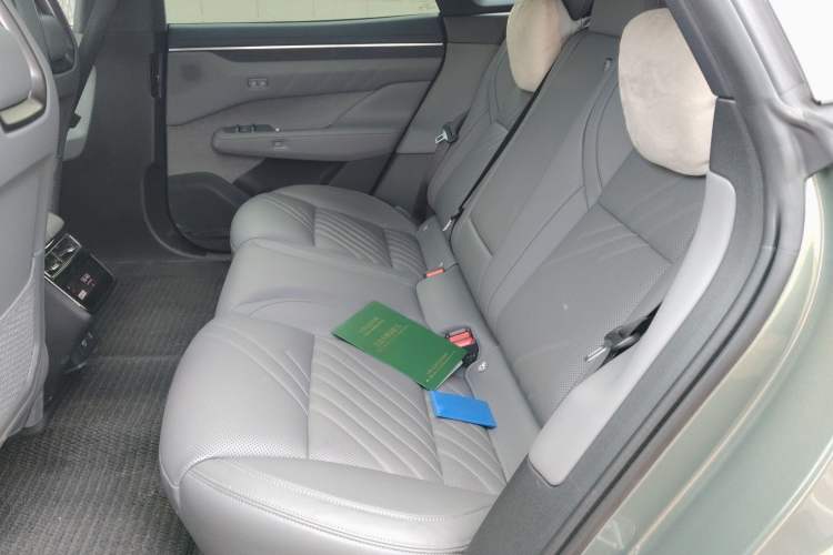 Used Zeekr 001 2024 YOU Edition 100 kWh All-Wheel Drive
