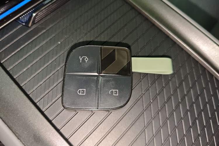 Used Lynk & Co 08 EM-P 2023 220km All-Wheel-Drive Performance Halo