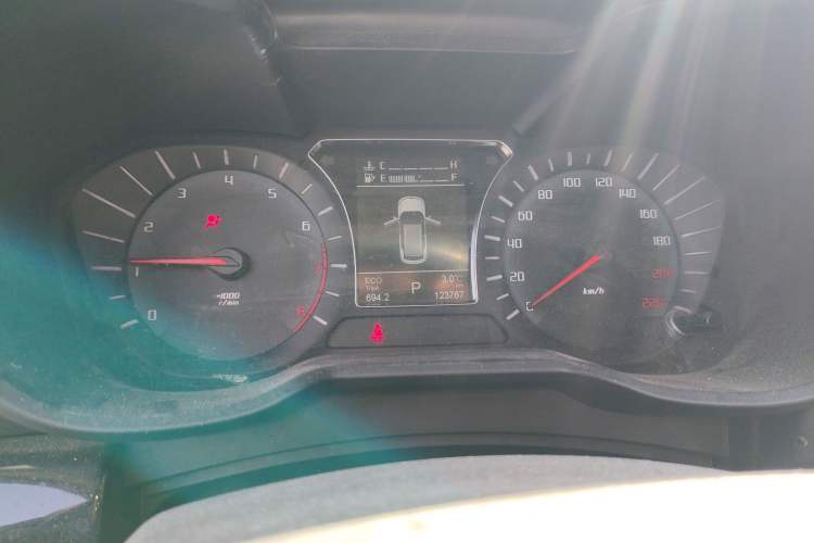 Used GAC Trumpchi GS4 2017 235T Automatic Two-Wheel Drive Luxury Smart Connectivity Version Instrument Cluster