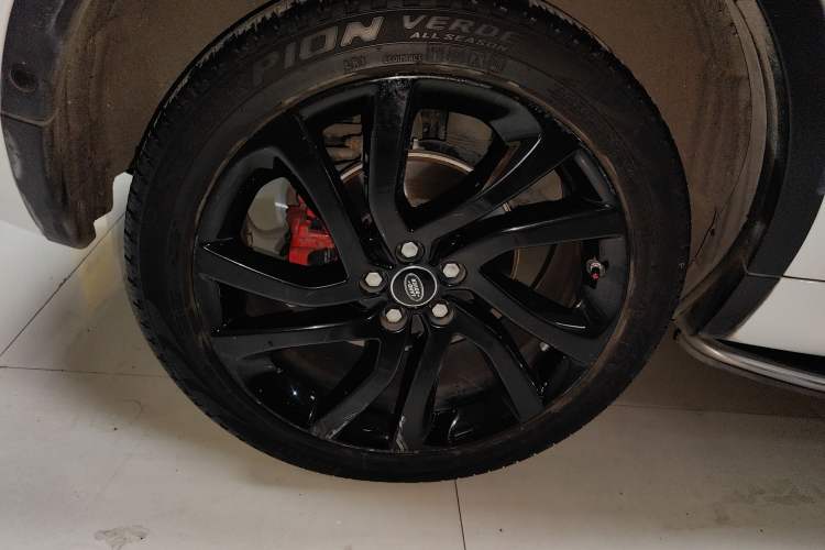 Used Land Rover Discovery Sport 2019 240 PS SE Dynamic Version China V Standard Right Rear Wheel Hub