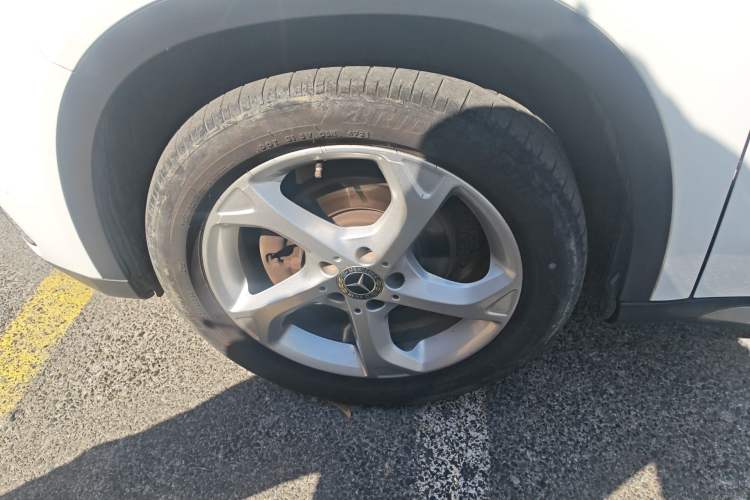 Used Mercedes-Benz GLA 2017 GLA 200 Sport Edition Left Front Wheel Hub