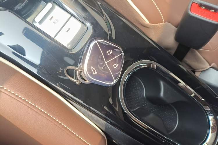 Used Wuling Bingo 2023 333 km Lingxi Connected Version
