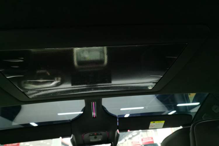 Used Avatr 12 2025 Ultra Extended-Range Edition Headliner