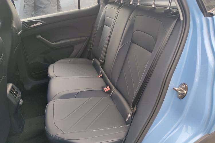 Used Volkswagen Tharu 2025 NewRui 300TSI Prestige Edition